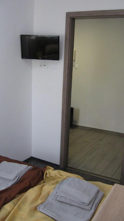 Hz Apartman Miskolc Apartment Ngoại thất bức ảnh