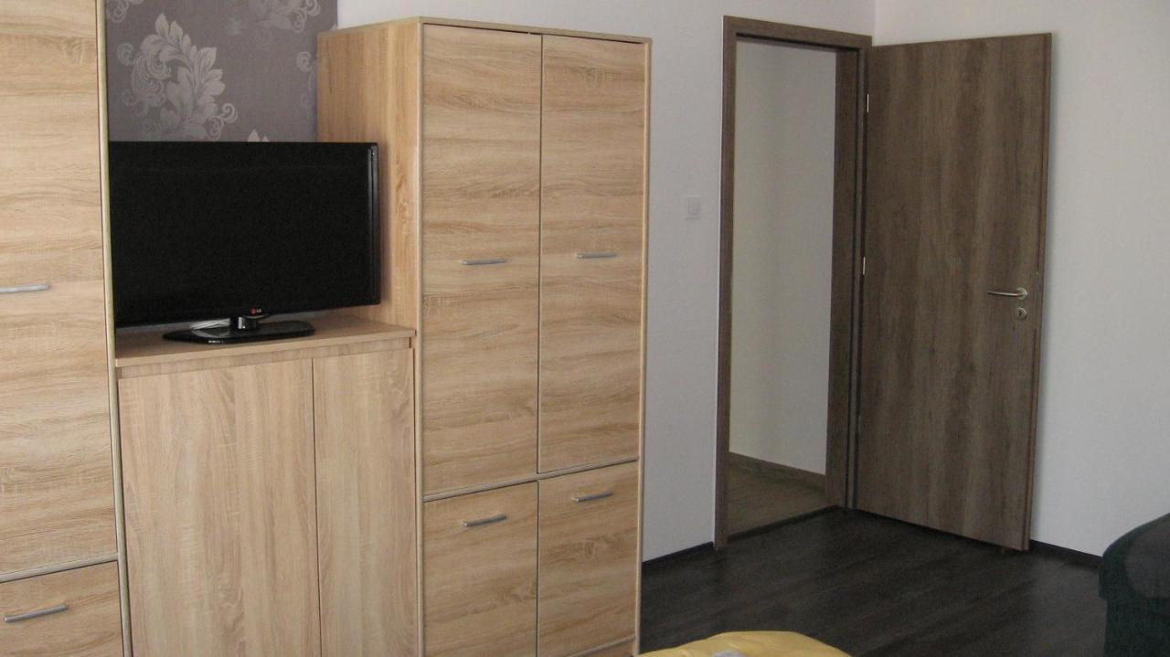 Hz Apartman Miskolc Apartment Ngoại thất bức ảnh