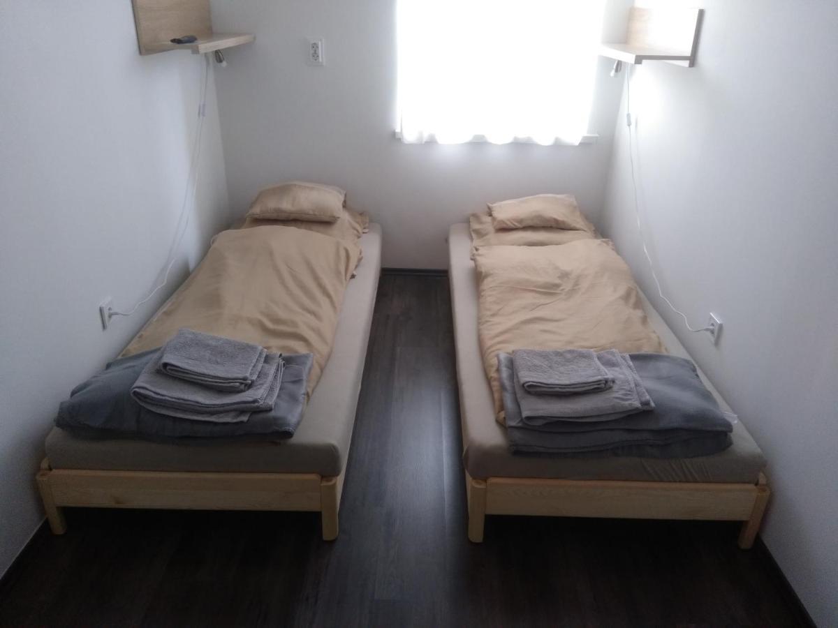 Hz Apartman Miskolc Apartment Ngoại thất bức ảnh